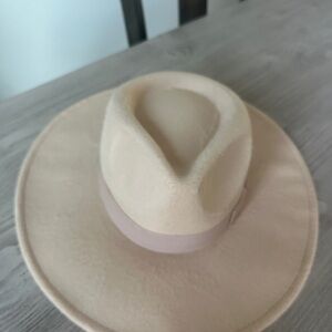Cream Felt Fedora Hat